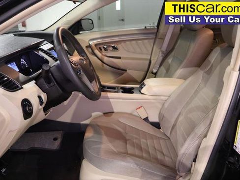 Used 2013 Ford Taurus SE image 17