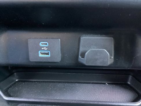 Used 2023 Ford F150 XLT image 21