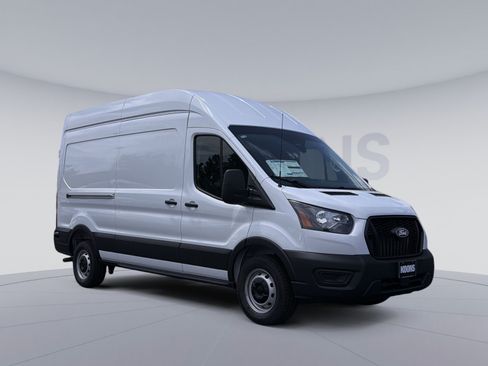 New 2026 Ford Transit 250 148 High Roof RWD image 10