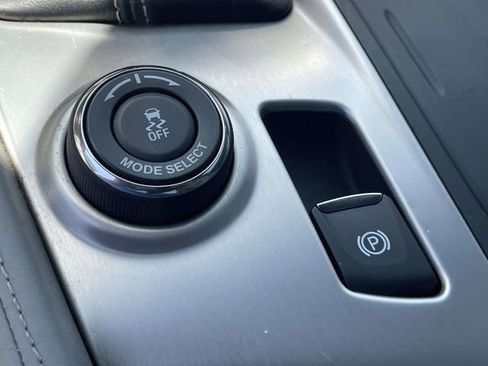 Used 2015 Chevrolet Corvette Stingray Coupe w/ 3LT Preferred Equipment Group image 21