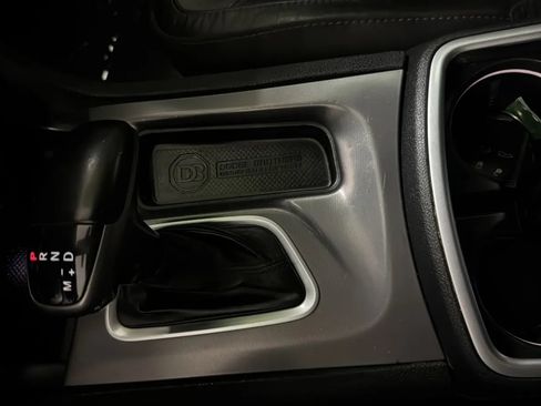 Used 2020 Dodge Charger SXT w/ Leather Interior Group RWD image 13