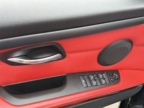 Used 2013 BMW 328i Convertible image 34