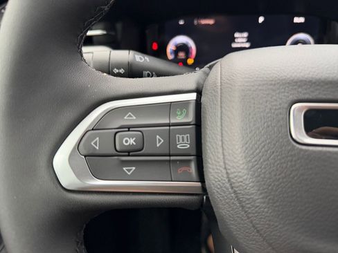 New 2026 Jeep Compass Limited image 21