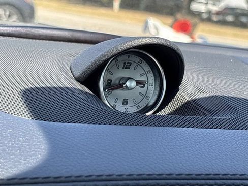 Used 2015 Mercedes-Benz SL 550 image 28