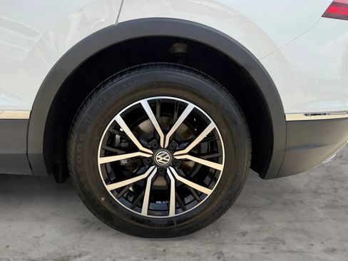 Used 2021 Volkswagen Tiguan S AWD/4WD image 43