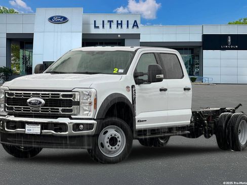 New 2026 Ford F450 2WD Crew Cab Super Duty image 1