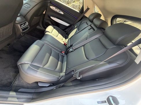 Used 2026 Genesis GV70 2.5T Advanced AWD/4WD image 20