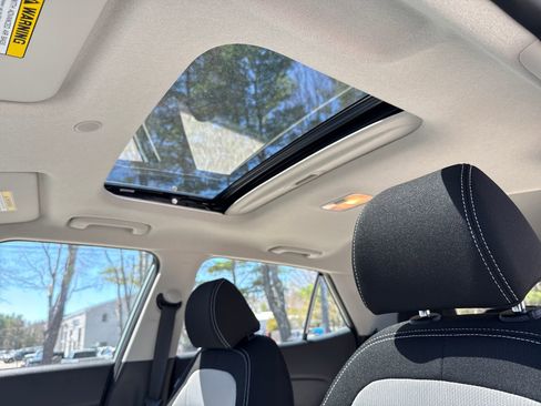 New 2026 Hyundai Venue SEL FWD image 13