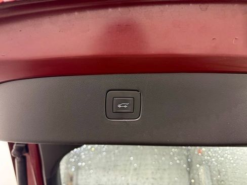 Certified 2024 Buick Envista Avenir image 8