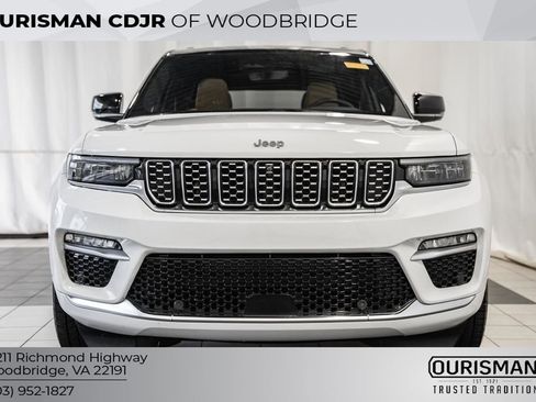 Certified 2024 Jeep Grand Cherokee Summit AWD/4WD image 2