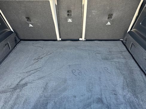 Certified 2024 Mercedes-Benz GLB 250 4MATIC image 32