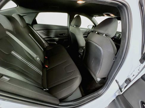 Certified 2025 Hyundai Elantra Sport FWD image 26