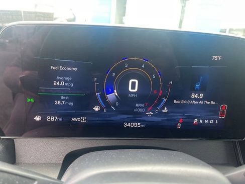 Certified 2025 Chevrolet Traverse LT image 7