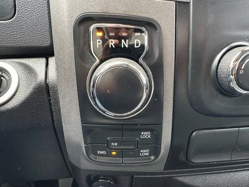 Used 2018 RAM 1500 Express AWD/4WD image 22
