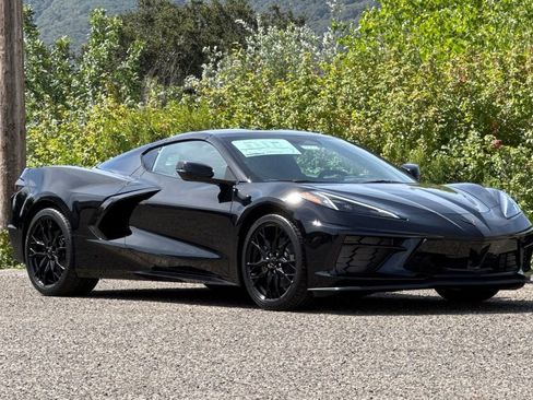 New 2026 Chevrolet Corvette Stingray Coupe w/ 1LT RWD image 2