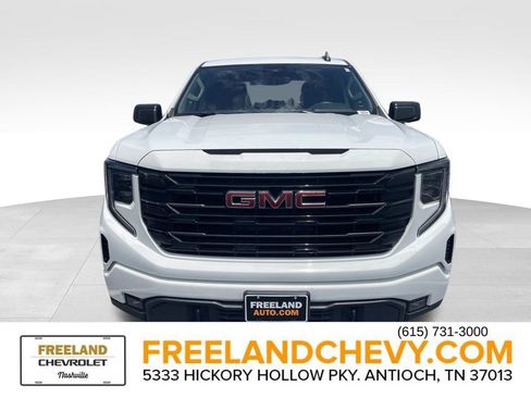 Used 2024 GMC Sierra 1500 Elevation AWD/4WD image 2