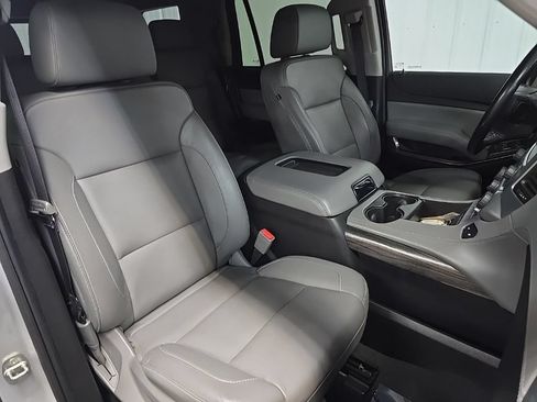 Used 2019 Chevrolet Tahoe LT AWD/4WD image 17