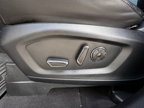 Used 2020 Ford Explorer ST w/ ST Street Pack image 17