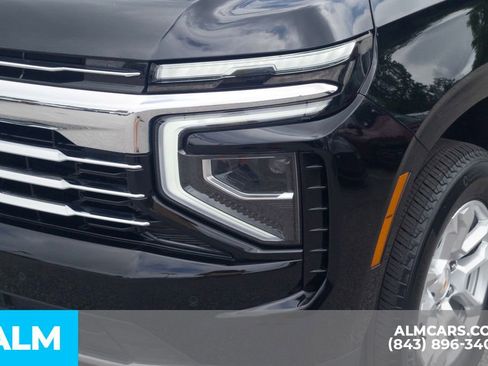 Used 2025 Chevrolet Tahoe LT AWD/4WD image 12