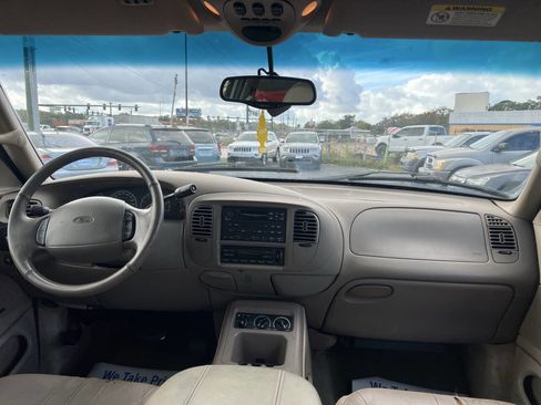 Used 2001 Ford Expedition Eddie Bauer image 14