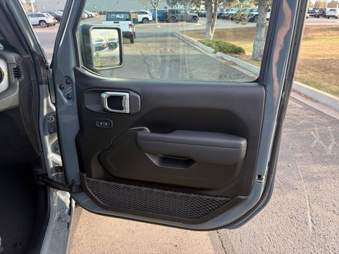 New 2026 Jeep Gladiator Sport image 22