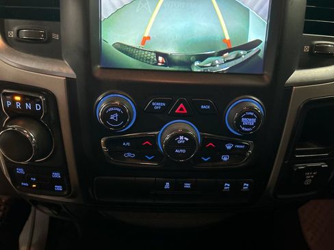 Used 2019 RAM 1500 Big Horn AWD/4WD image 17