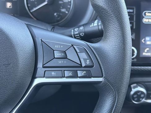 Used 2024 Nissan Kicks SV image 12