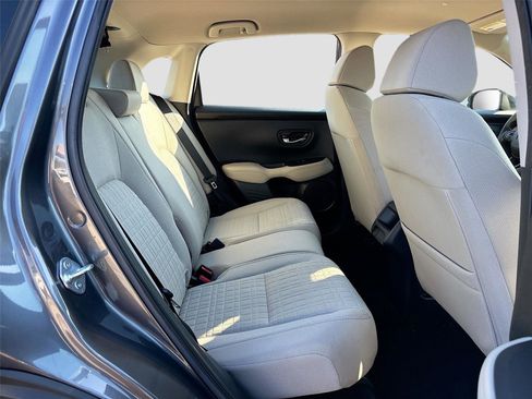 Certified 2023 Honda HR-V LX image 28
