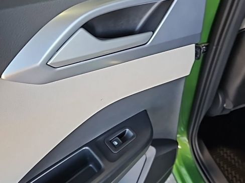 New 2026 Volkswagen Taos SE AWD/4WD image 21