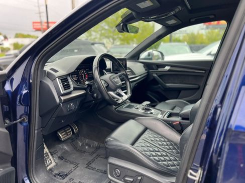 Used 2018 Audi SQ5 Premium Plus AWD/4WD image 16