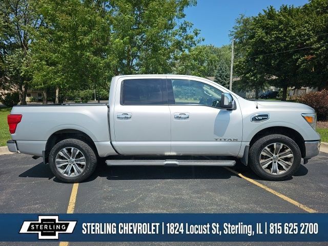 Used 2017 Nissan Titan SL w/ SL Towing Convenience Package AWD/4WD image 2