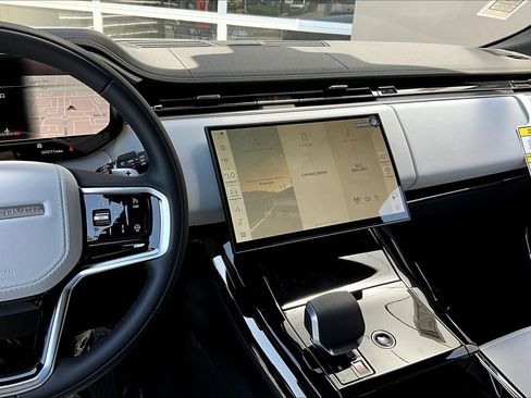 New 2026 Land Rover Range Rover Sport SE AWD/4WD image 7
