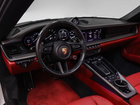 Certified 2022 Porsche 911 Carrera 4S AWD/4WD image 35