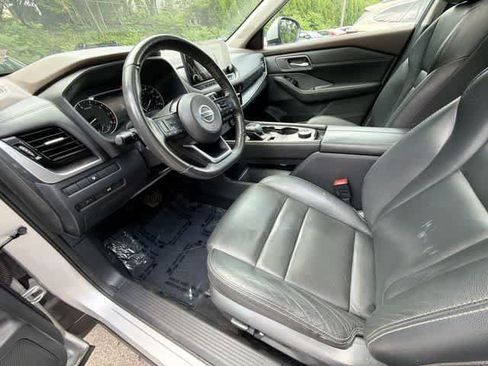 Used 2021 Nissan Rogue SL w/ Premium Package AWD/4WD image 17