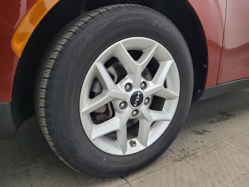 Used 2022 Kia Soul LX w/ Technology Package image 31