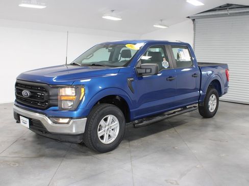 Used 2023 Ford F150 XL w/ Trailer Tow Package image 4