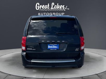 Used 2016 Dodge Grand Caravan SXT w/ Rear Park Assist Package