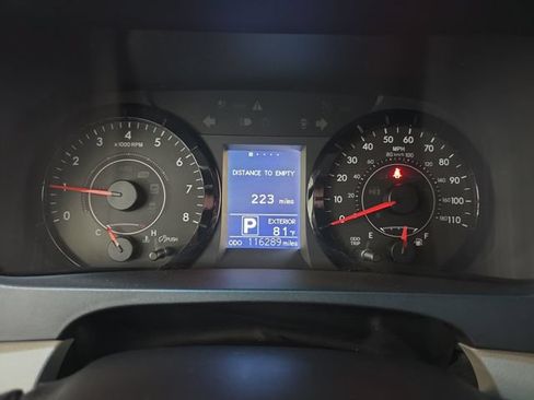 Used 2015 Toyota Sienna LE FWD image 18