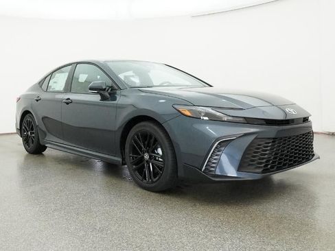 New 2026 Toyota Camry SE FWD image 29