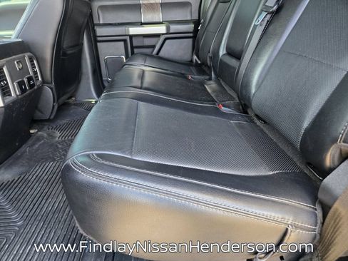 Used 2019 Ford F250 Lariat w/ Lariat Ultimate Package AWD/4WD image 11