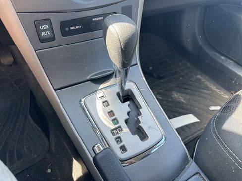 Used 2013 Toyota Corolla S image 24