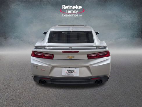 Used 2017 Chevrolet Camaro SS image 9