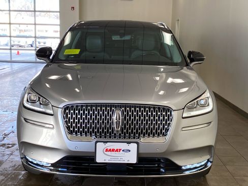 Certified 2022 Lincoln Corsair Reserve w/ Equipment Group 201A image 3