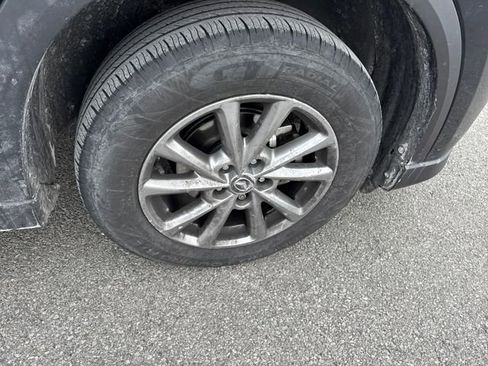 Used 2022 MAZDA CX-5 AWD 2.5 S w/ Preferred Package image 9