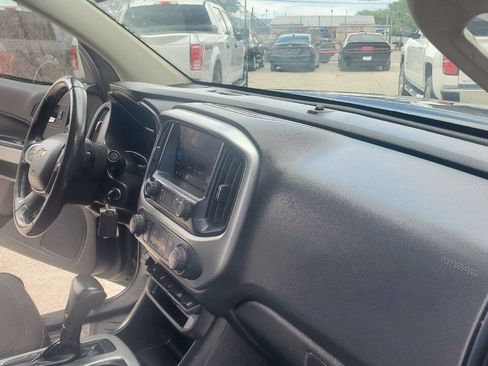 Used 2020 Chevrolet Colorado LT w/ Redline Special Edition RWD image 27