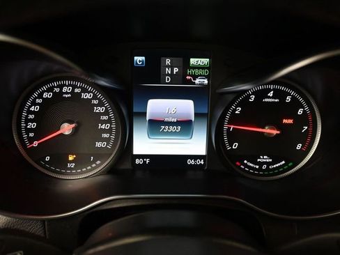 Used 2018 Mercedes-Benz GLC 350e GLC 350e image 32