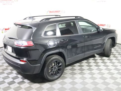 Used 2023 Jeep Cherokee Altitude Lux image 5