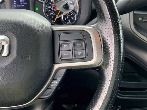 Used 2021 RAM 5500 Tradesman image 24