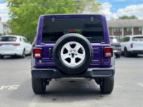 Used 2023 Jeep Wrangler Unlimited Sport w/ Sun And Sound Package AWD/4WD image 6
