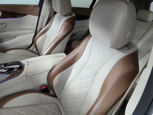 Used 2019 Mercedes-Benz E 450 E 450 image 10